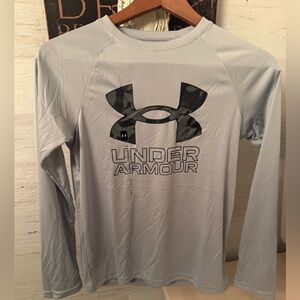 NWT Under Armour Kids Gray Long Sleeve Tee